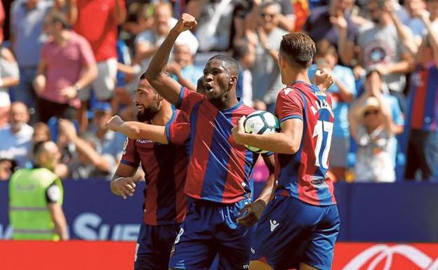 Cuanto Cobran Los Jugadores Del Levante